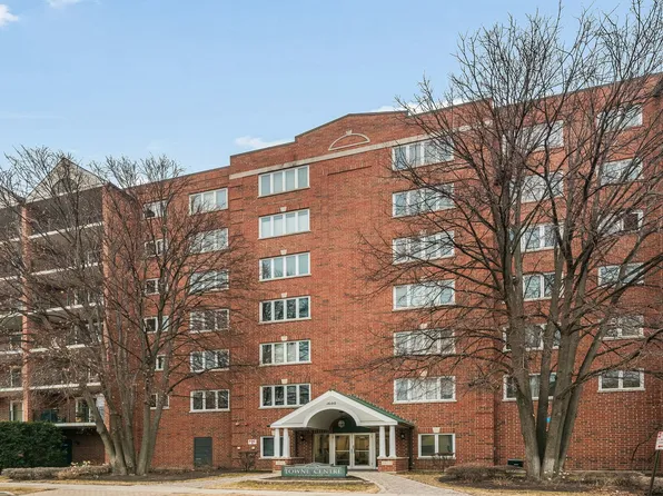 1600 E Thacker St APT 513, Des Plaines, IL 60016