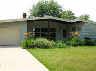 6624 Rochelle Blvd, Parma Heights, OH 44130
