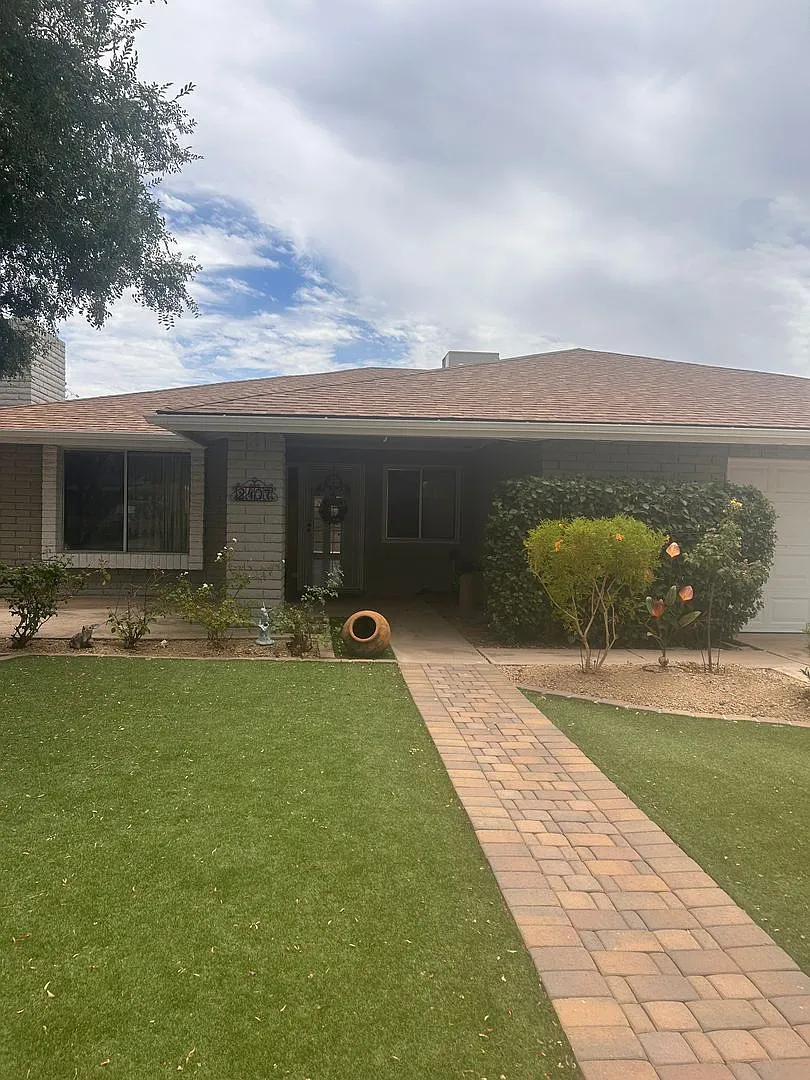 4-Bedroom House W/Solar, Private Pool, Move In Special - Save $1k! — Photo 1