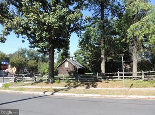 904 Grandin Ave, Rockville, MD 20851