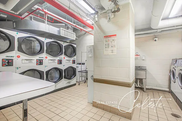 Rented by Sotheby's International Realty | media 42