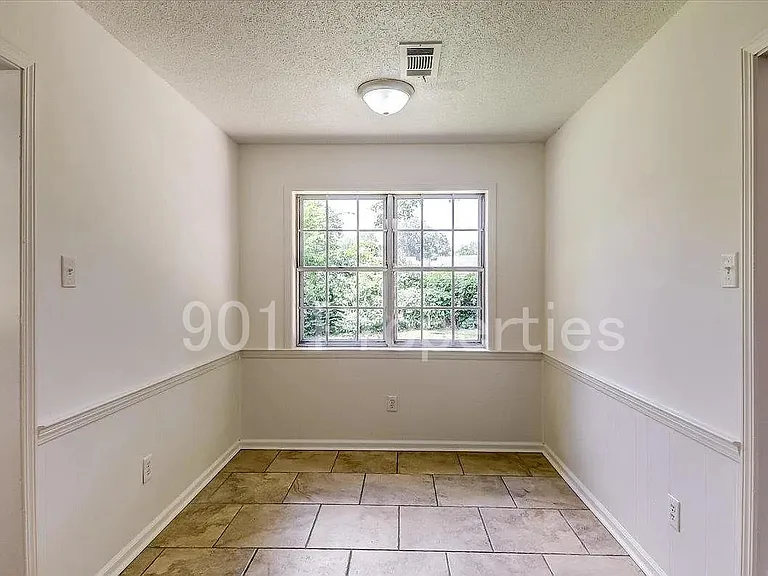 5548 Montpelier Dr — Photo 13
