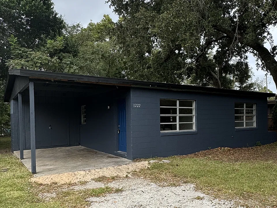 1222 Dewey Ave