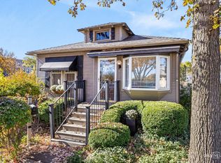 509 N Brainard St, Naperville, IL 60563