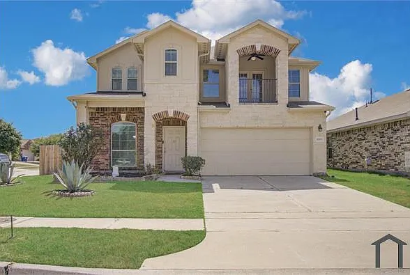 3 bed, 2404 sqft, $3,000 — Photo 2