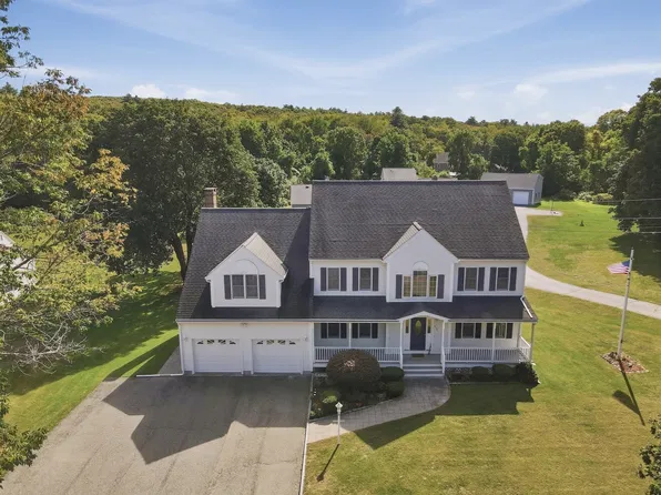 473 Main St, Hudson, MA 01749