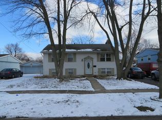 3545 Susan Ln, Steger, IL 60475