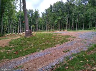 1112 Fire Trail Rd, Linden, VA 22642