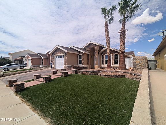 2nd image of 14277 Tierra Bronce Dr