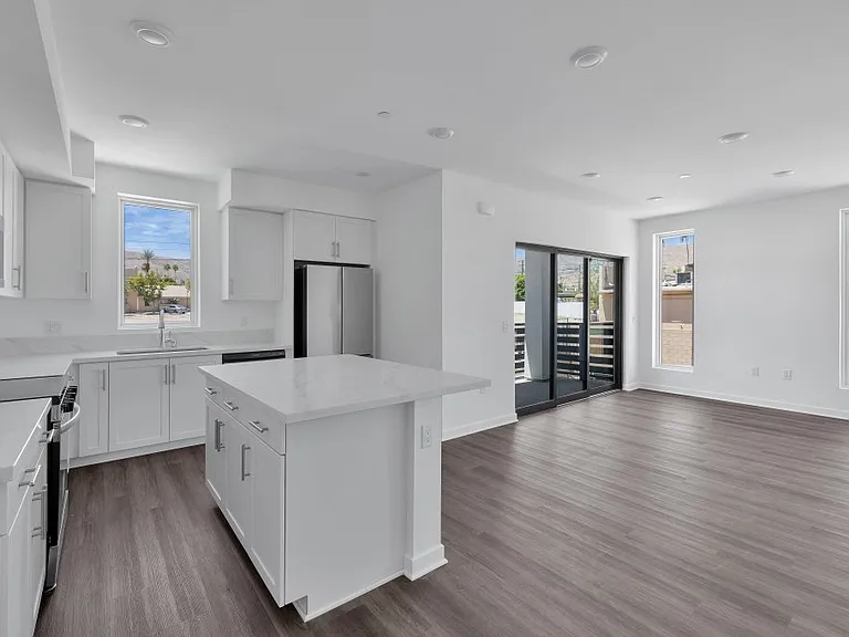68550 Grove St #200 — Photo 43