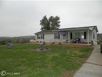 2nd image of 2207 Blacks Schoolhouse Rd