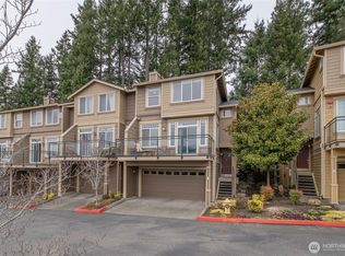 23300 SE Black Nugget Rd UNIT D4, Issaquah, WA 98029