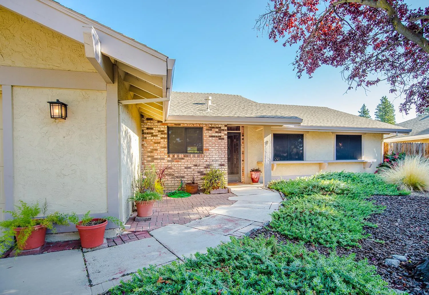 9 Clover Ct photo 1