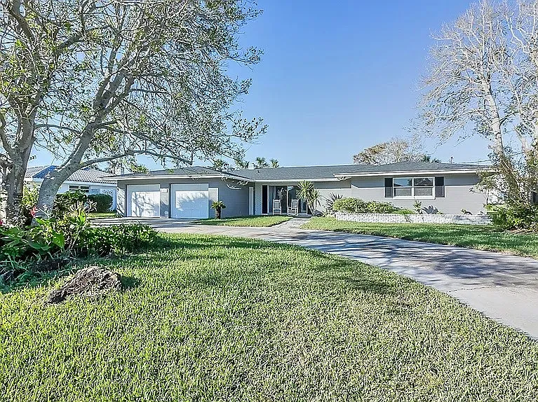 414 Triton Rd — Photo 1