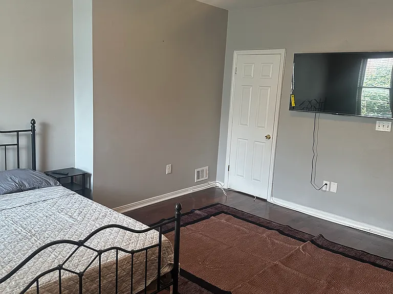 206 N Gilmor St — Photo 23