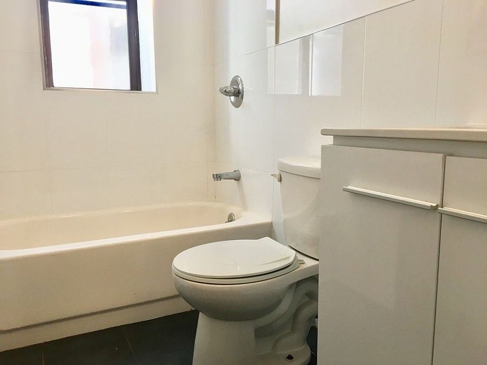 2nd image of 1202 Avenue K APT 1B