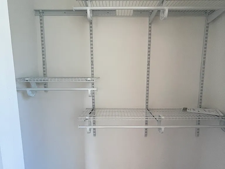 bedroom 1 - 2nd floor - walk-in closet