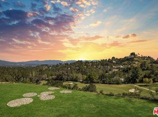 3970 Ellenita Ave, Tarzana, CA 91356