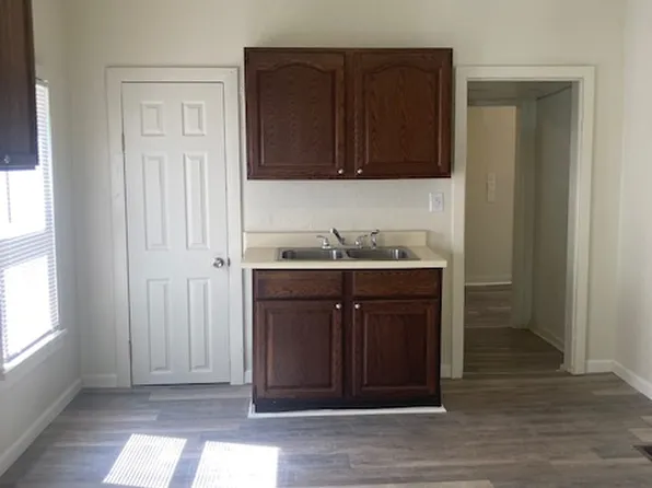 627 Fairholm Ave, Peoria, IL 61603