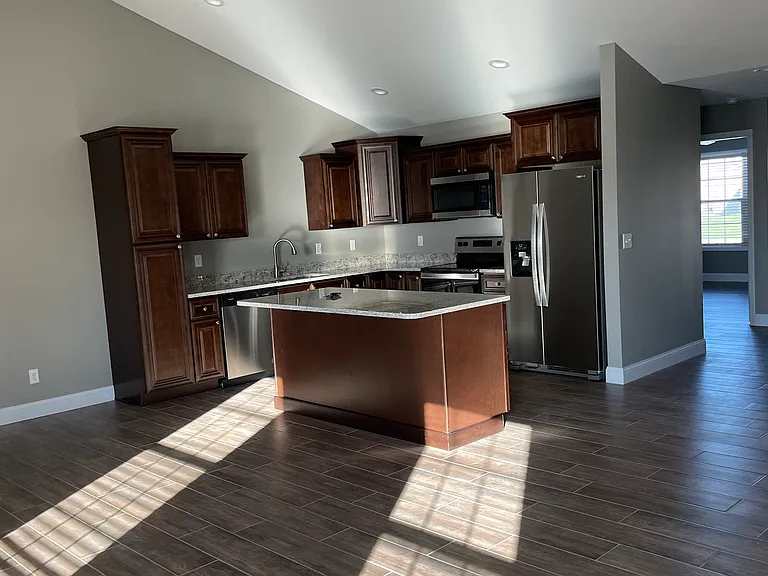 1229 Declaration Dr — Photo 3