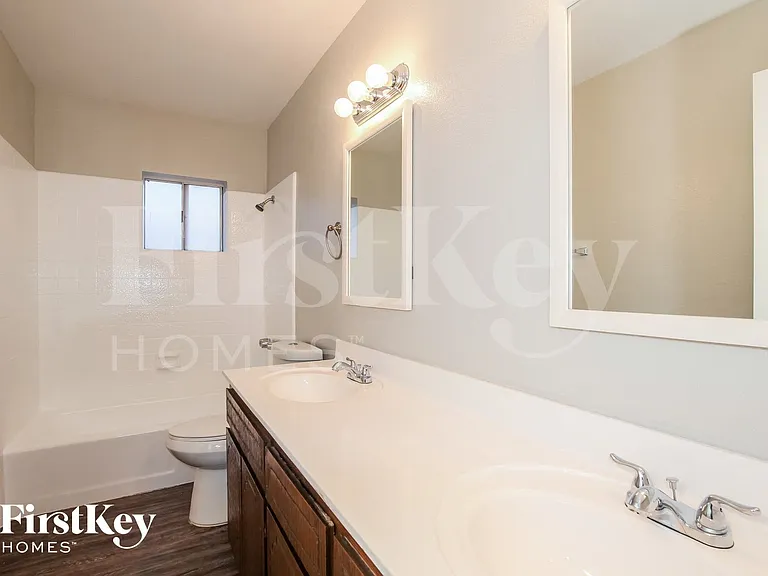 16412 N 49th Dr — Photo 10