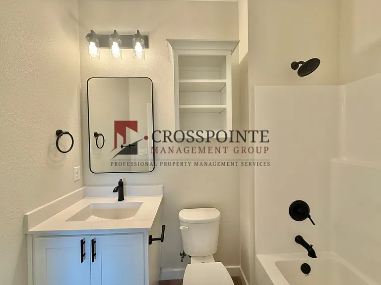 17430 Crossing Cir — Photo 16