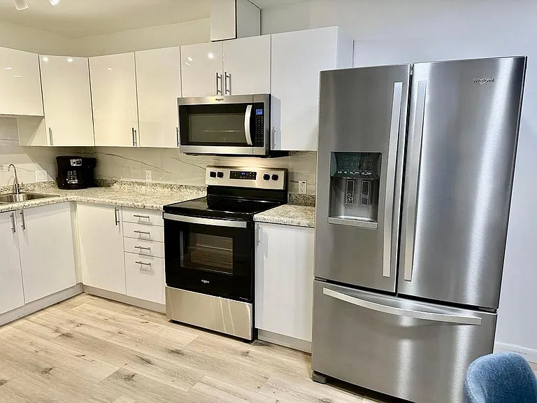622 SE 2nd Ave #622 — Photo 11