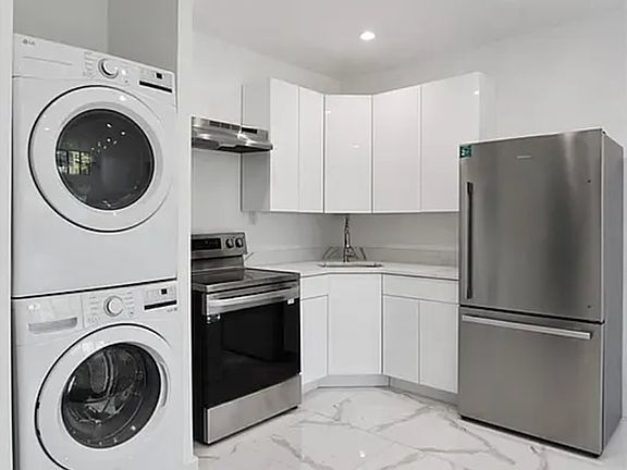 3rd image of 133 N 4th St #4R