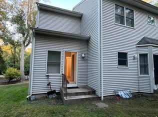 590 Landing Ave, Smithtown, NY 11787