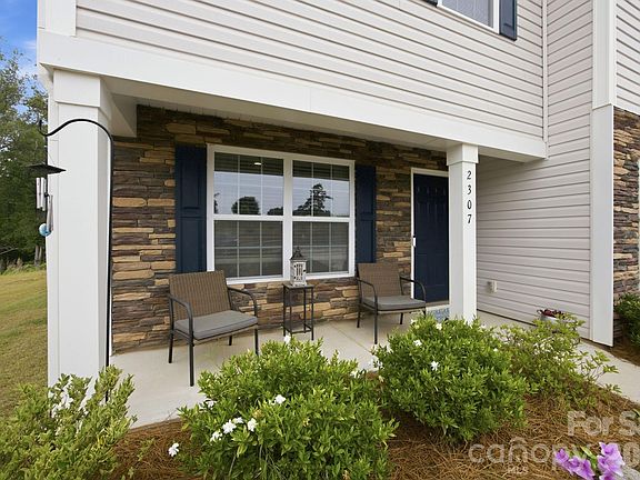5th image of 2307 Meadow Stream Dr