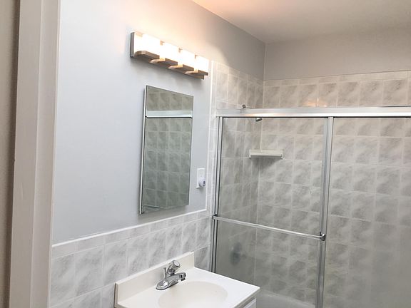 2nd image of 3126 Balboa St APT 3
