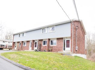 11 Anton Rd APT D, Mansfield, CT 06268