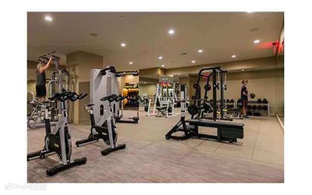 Sold by Douglas Elliman | media 22