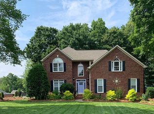 213 Commodore Ct, Belmont, NC 28012
