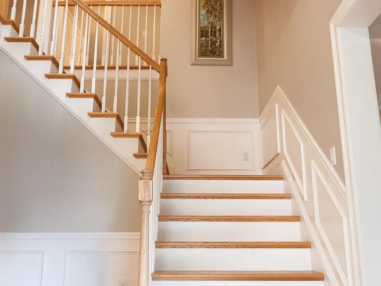 10 Larch Rd — Photo 3