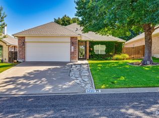 1210 Coventry Ln, San Angelo, TX 76901
