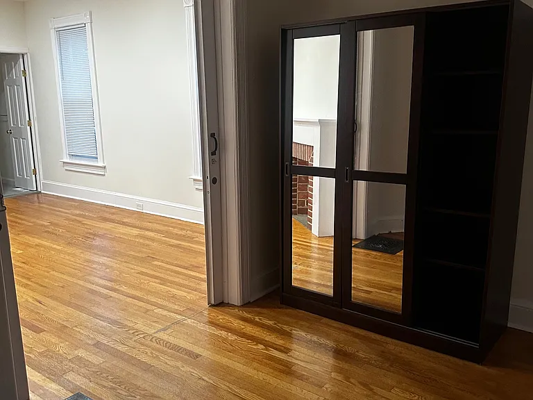 10 Elm St #1 — Photo 3
