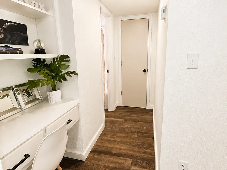 1150 S Quaker Ave #1150 — Photo 9