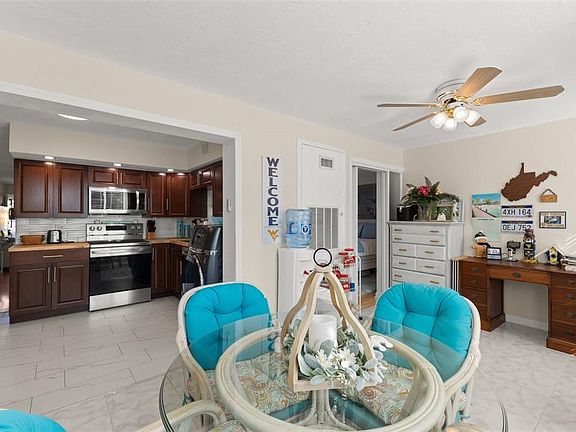 5th image of 2461 Canadian Way APT 27