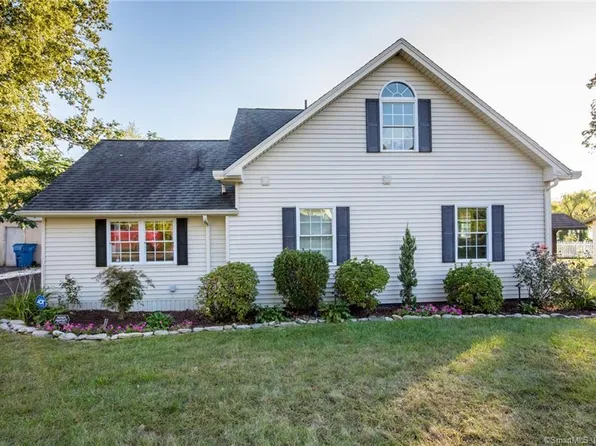 77 Worthington Point Road, Berlin, CT 06037