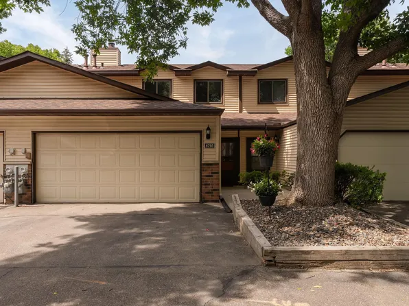8795 Maplebrook Pkwy N, Brooklyn Park, MN 55445