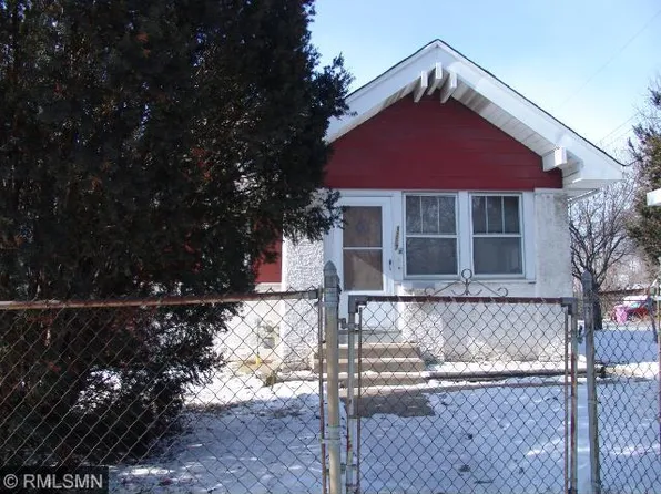 1227 Arkwright St, Saint Paul, MN 55130