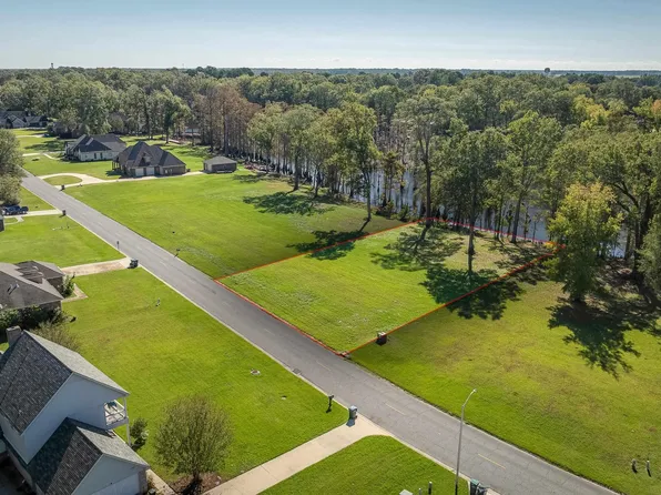 6630 Cypress Point Dr, Monroe, LA 71203