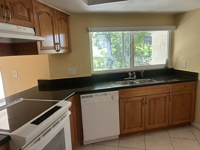 1207 Dinner Bell Ln E — Photo 19