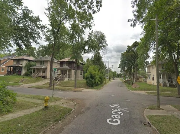 84 Gage St, Pontiac, MI 48342