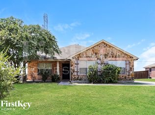 1422 Waldrop Dr, Lancaster, TX 75146