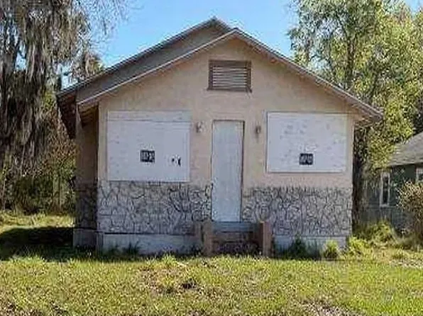 322 N 12th St, Fort Pierce, FL 34950