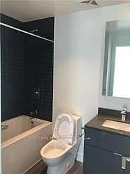 7 Grenville St #2011 — Photo 32
