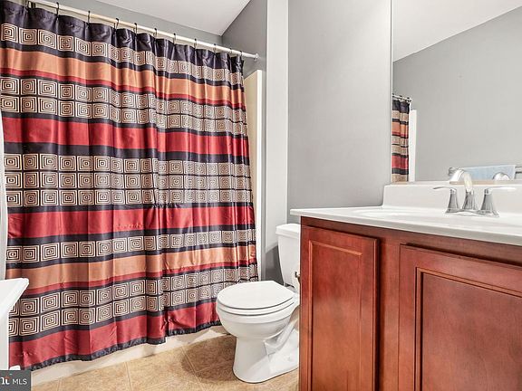 5th image of 201 Grist Mill Ln