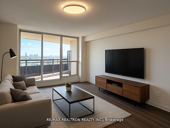 4th image of 21 Vaughan Rd #2204